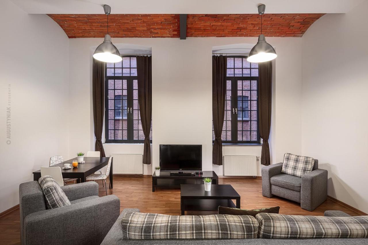 Loft Apartment *